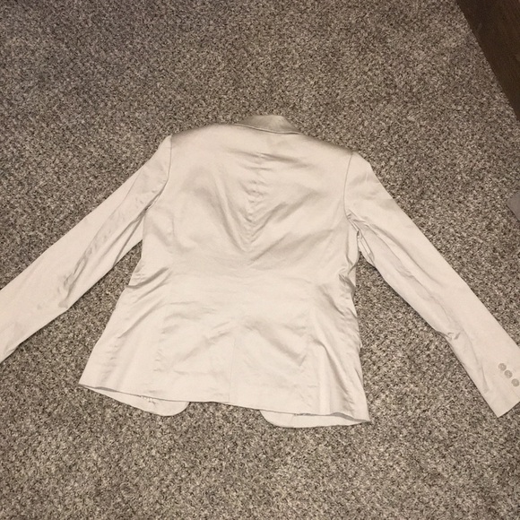 212 Collection Beige Blazer - Picture 7 of 8